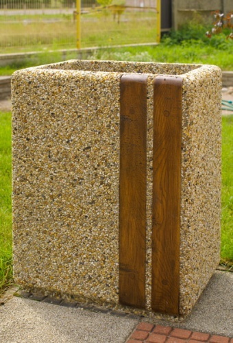 Вазон «Ларго 4» бетонный, габариты(см) - 55*40*70, вес. - 160кг.